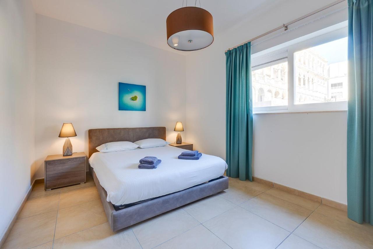 Seafront Lux Apart Inc Pool, Upmarket Area Sliema Exteriör bild